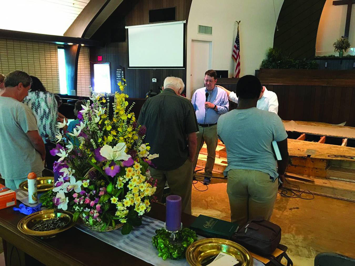 A small but dedicated crowd showed up Sunday morning to worship at Stevendale Baptist Church in Baton Rouge.