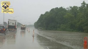 The right lane is closed on I-10 Eastbound between Siegen Lane and Highland Road in Baton Rouge due to water on the roadway. Please avoid the area and expect delays.